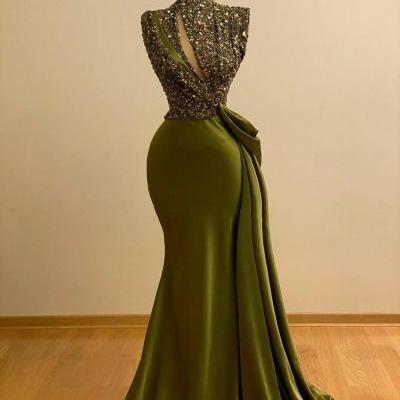 Sexy Hunter Green Prom Dresses High Neck Keyhole Sequined Lace Sleeveless Mermaid Sequins Sweep Train Plus Size Long Party Evening Gowns